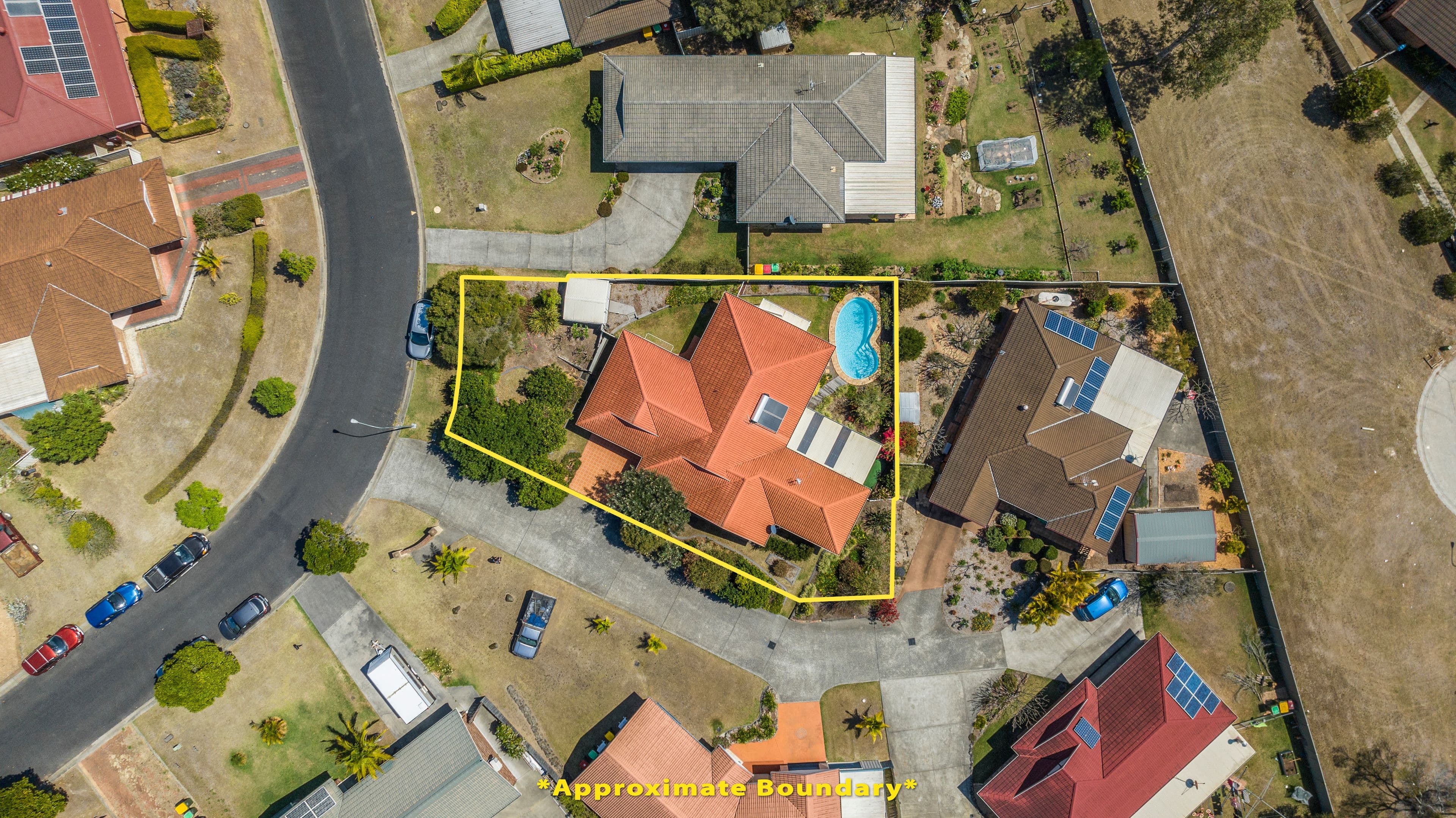 8/4 Don Wright Court, Andergrove, Andergrove - Thumbnail 2