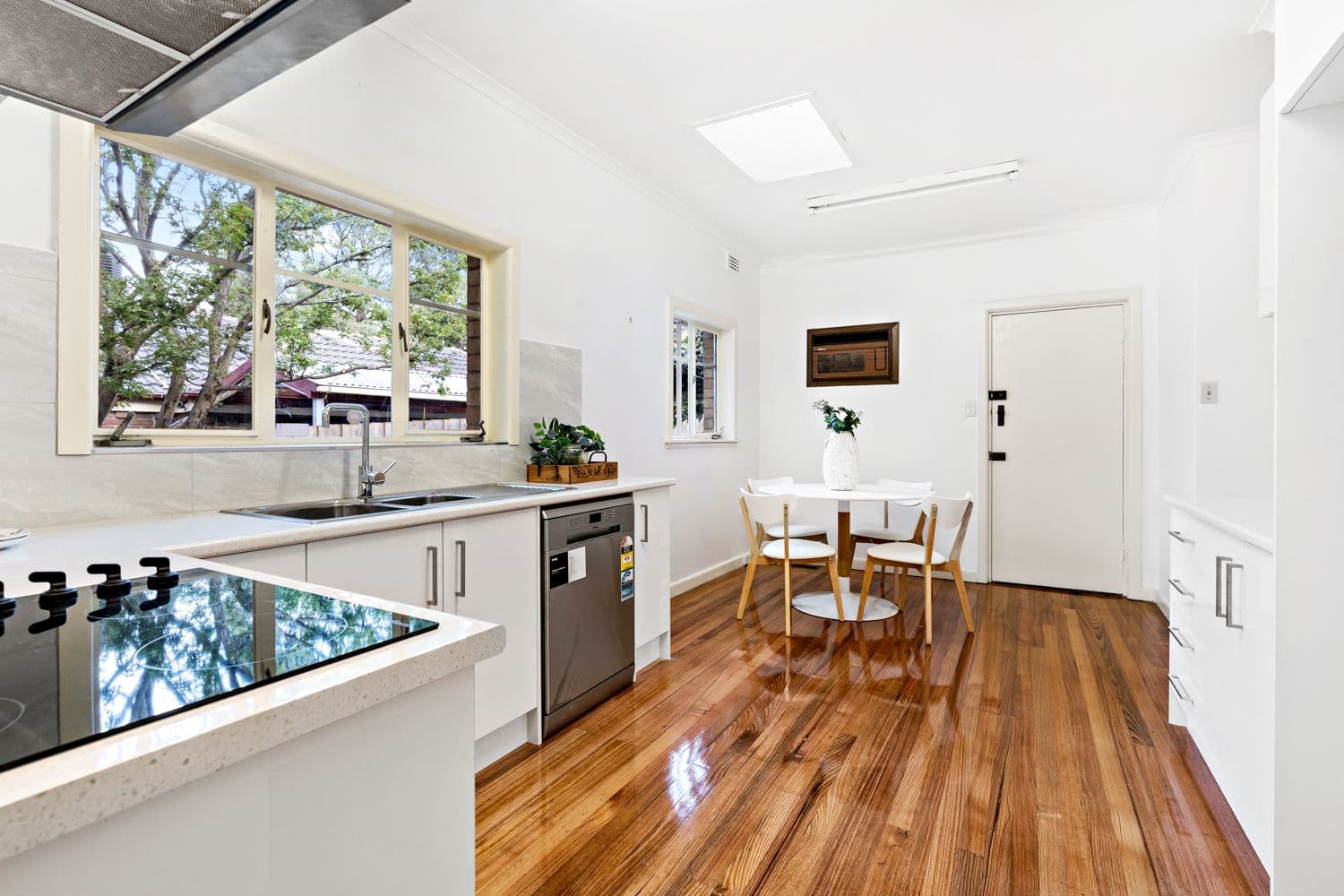 208 Central Road, Nunawading VIC 3131, Nunawading - Thumbnail 6