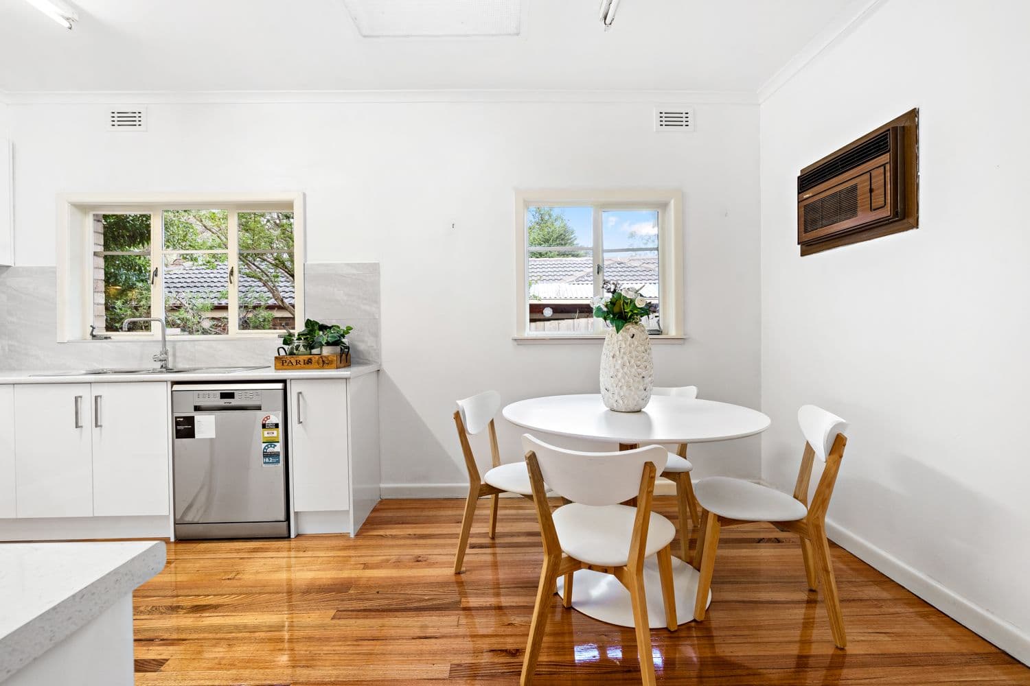 208 Central Road, Nunawading VIC 3131, Nunawading - Thumbnail 7