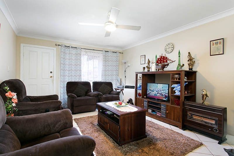 8 Wallis Close, Flinders - Thumbnail 2