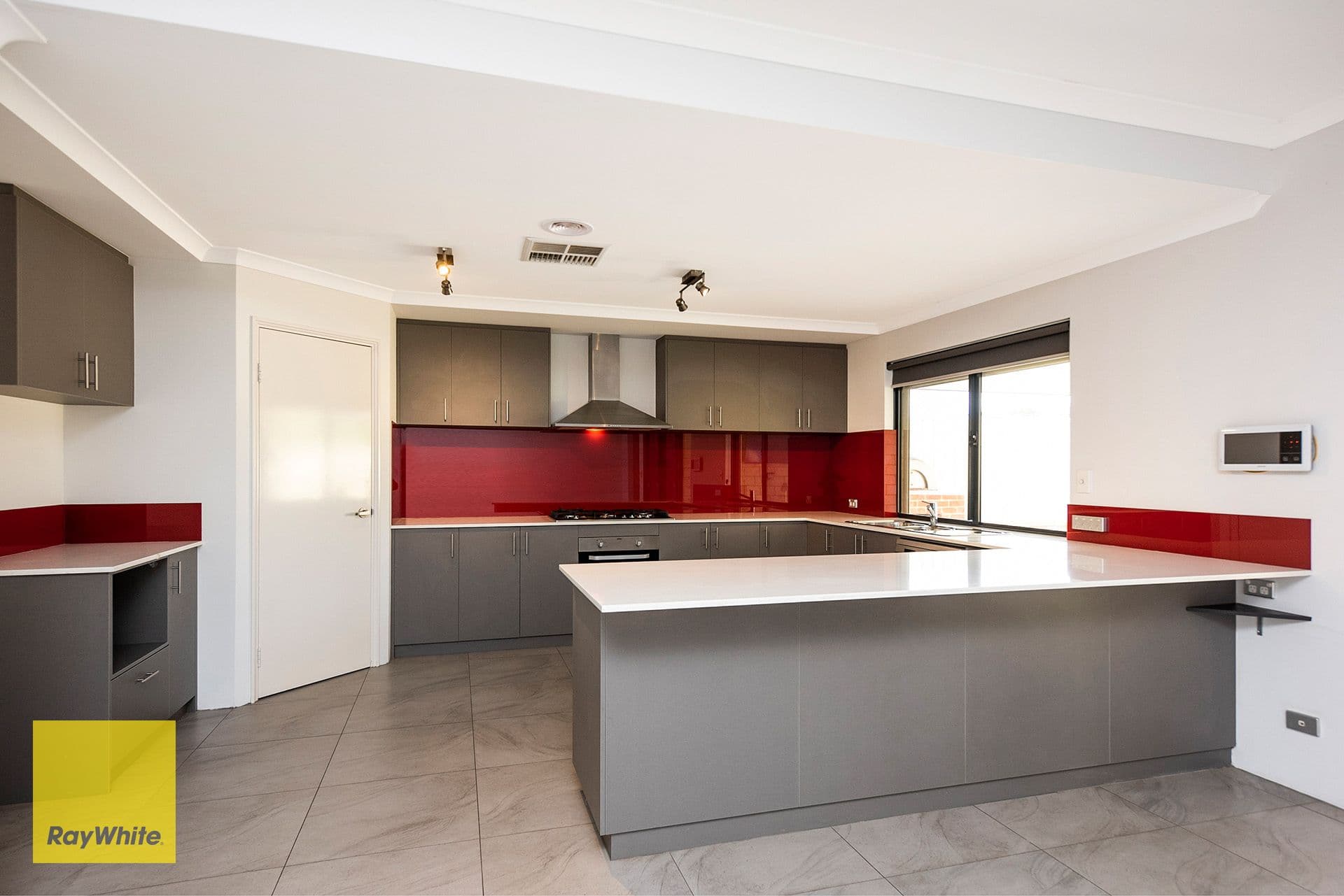 30 Boodjera Bend, Forrestfield WA 6058, Forrestfield - Thumbnail 4