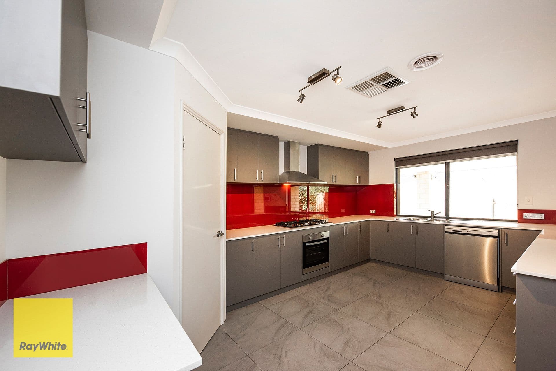 30 Boodjera Bend, Forrestfield WA 6058, Forrestfield - Thumbnail 5