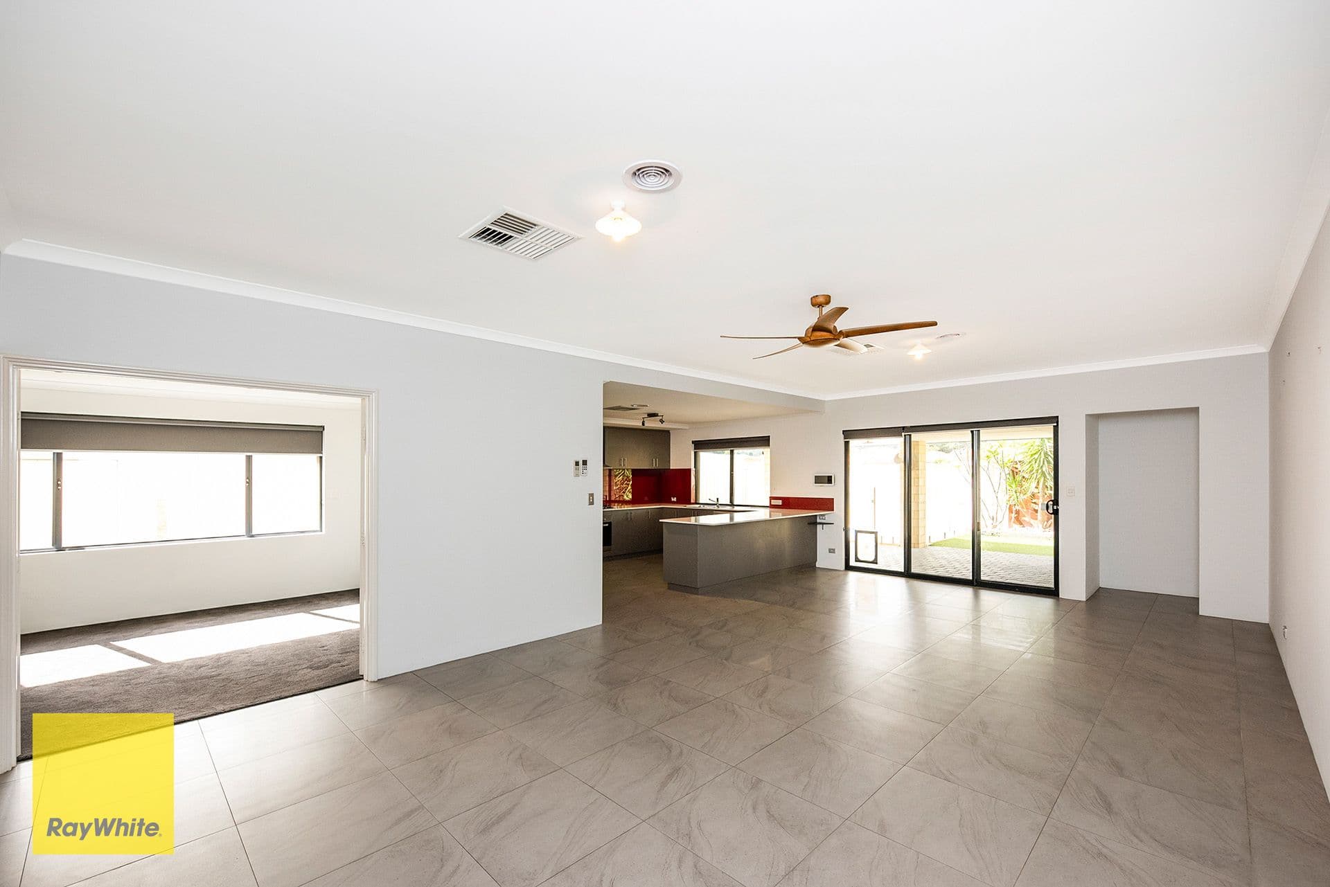 30 Boodjera Bend, Forrestfield WA 6058, Forrestfield - Thumbnail 8