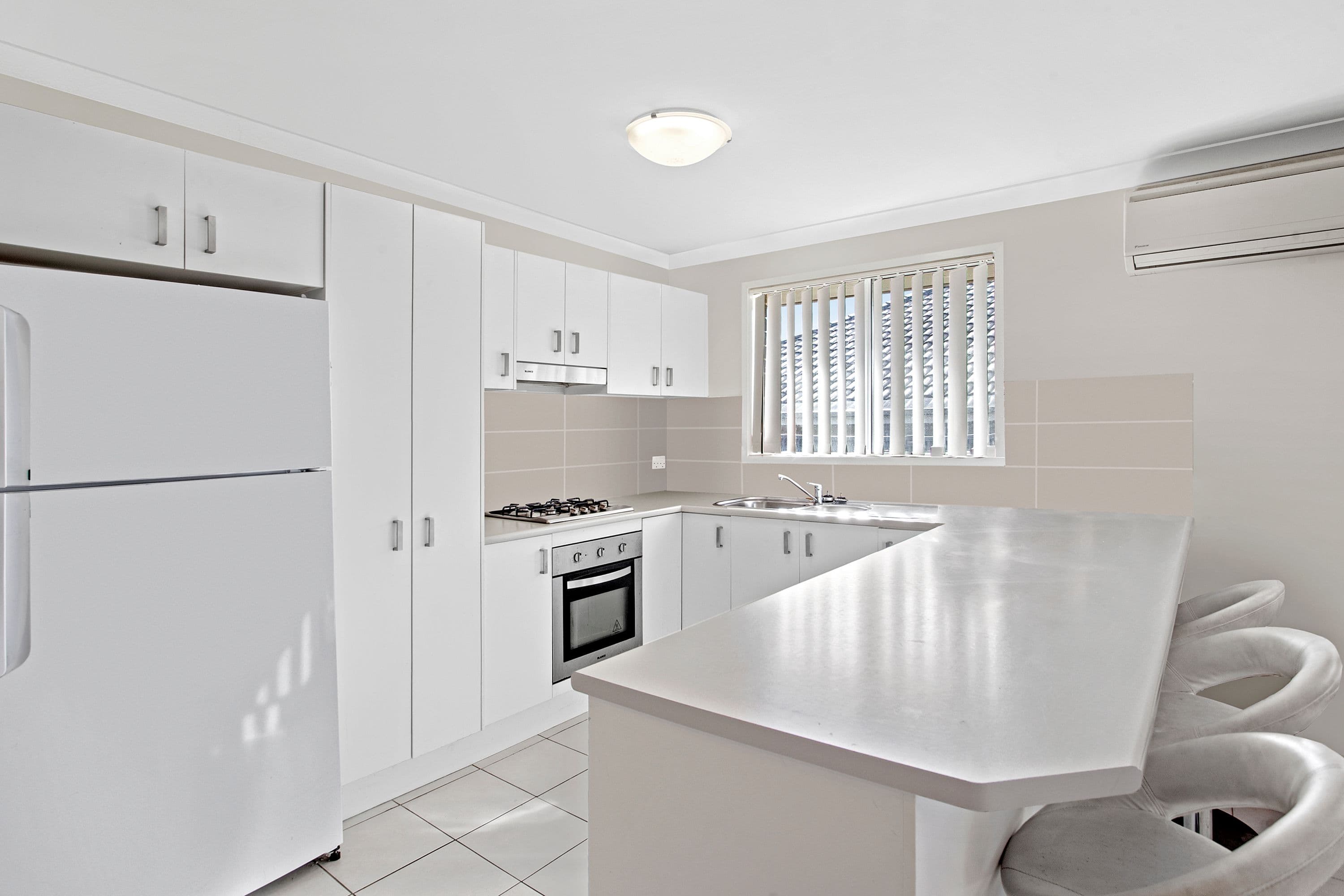 15 Colonial Street, Wadalba - Thumbnail 2