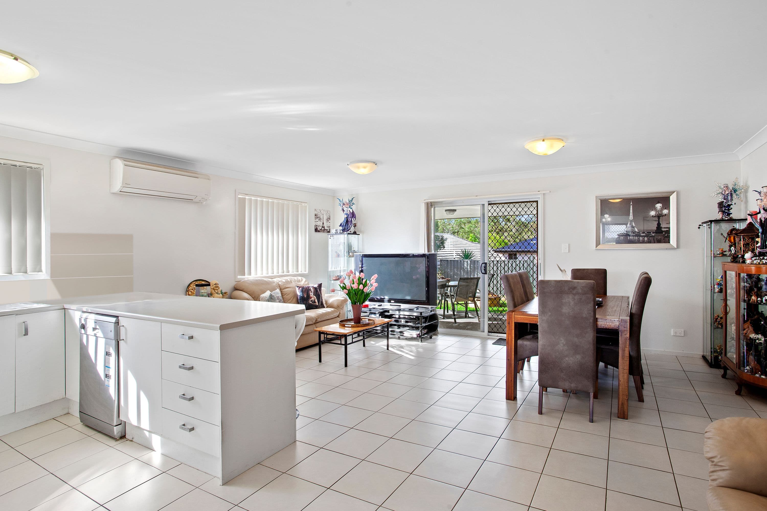 15 Colonial Street, Wadalba - Thumbnail 3