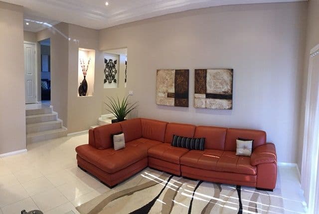 1 Garling Avenue, West Hoxton - Thumbnail 3