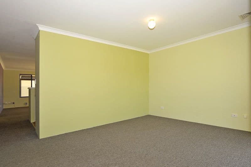26 Alsace Avenue, CAVERSHAM WA 6055, Caversham - Thumbnail 3
