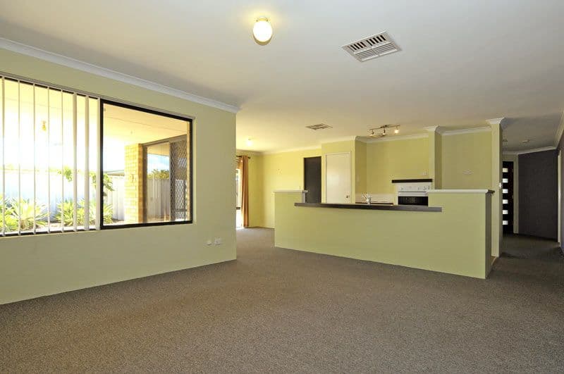 26 Alsace Avenue, CAVERSHAM WA 6055, Caversham - Thumbnail 5