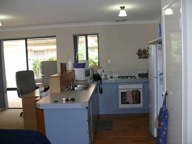 12 Needlewood Rise, KENWICK WA 6107, Kenwick - Thumbnail 4