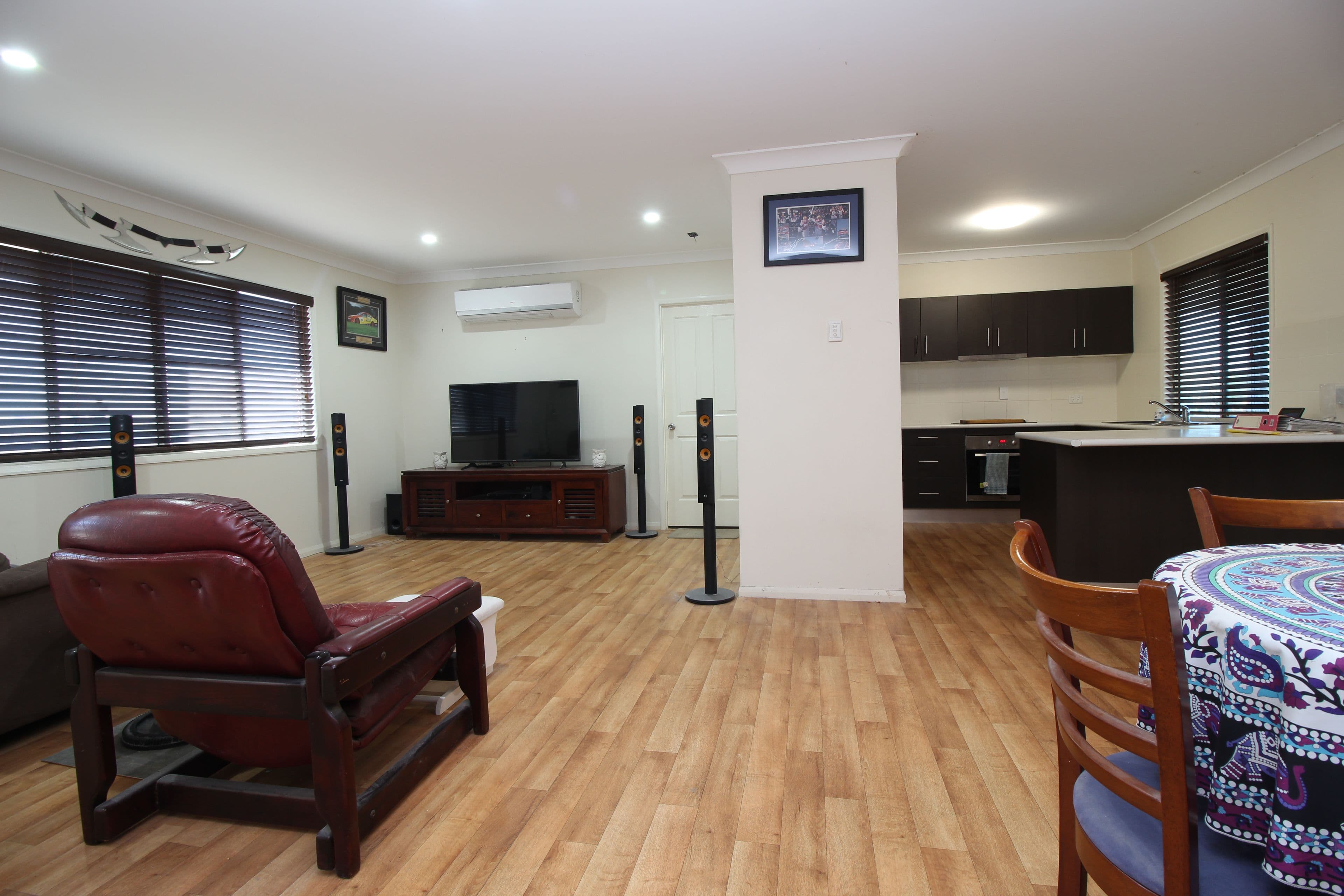 42 Gordon Street, Capella QLD 4723, Capella - Thumbnail 3