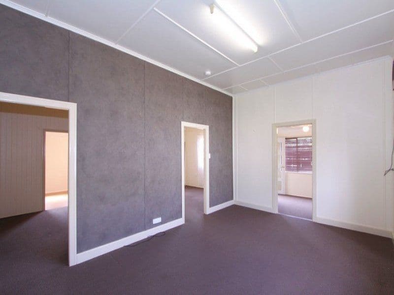 19 Wilmot Street, BUNDABERG NORTH QLD 4670, Bundaberg North - Thumbnail 6