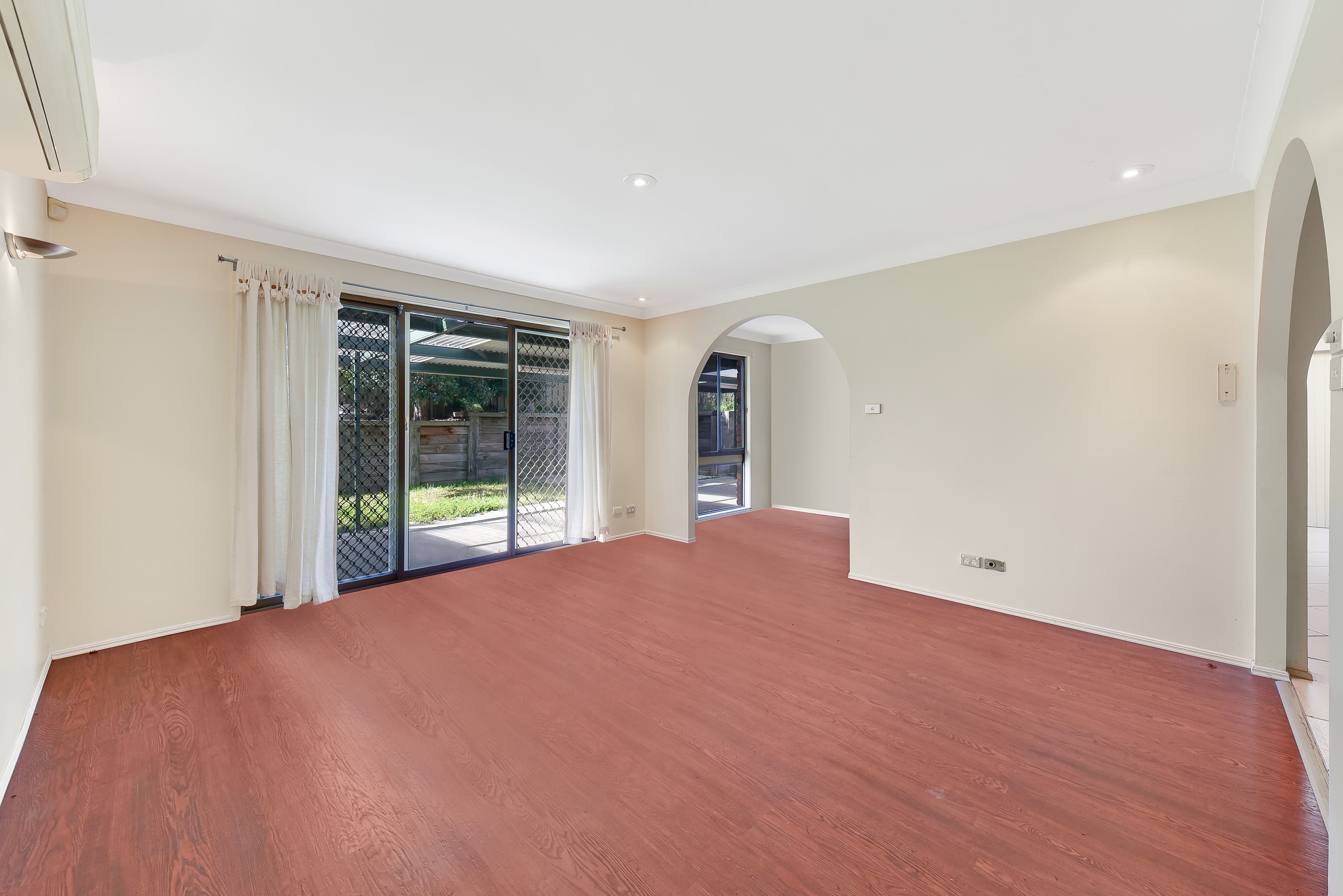 159 St Johns Road, Bradbury - Thumbnail 4