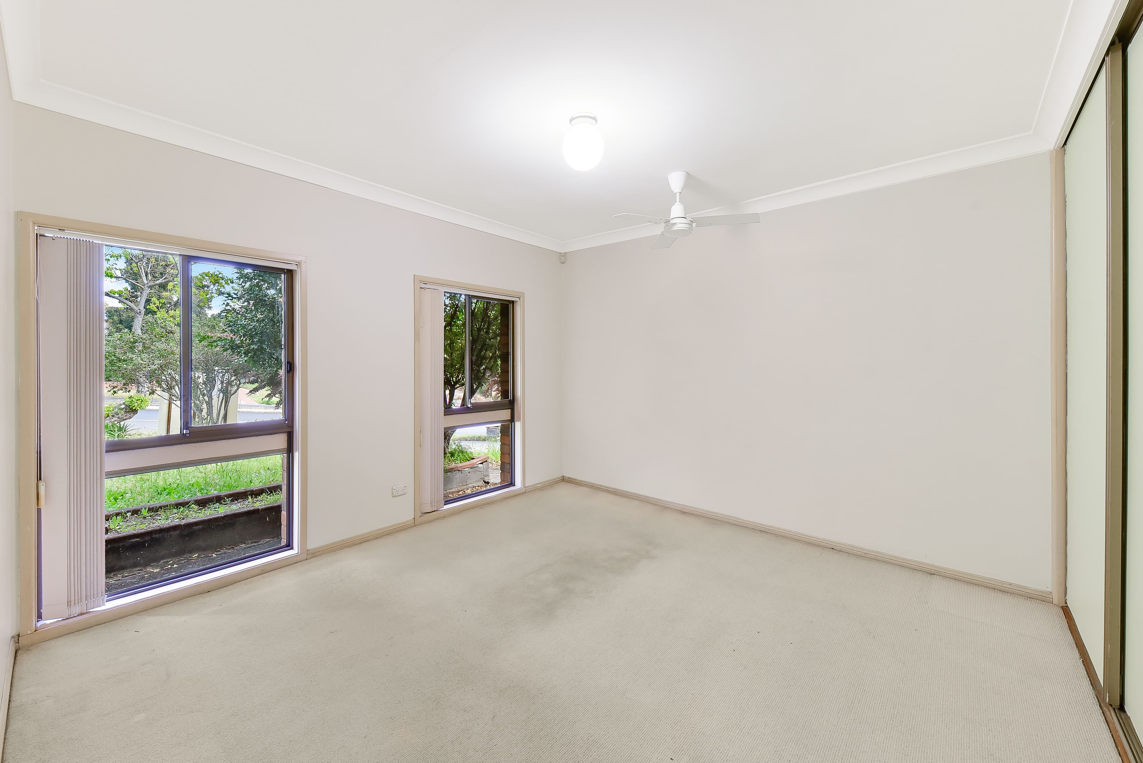 159 St Johns Road, Bradbury - Thumbnail 8