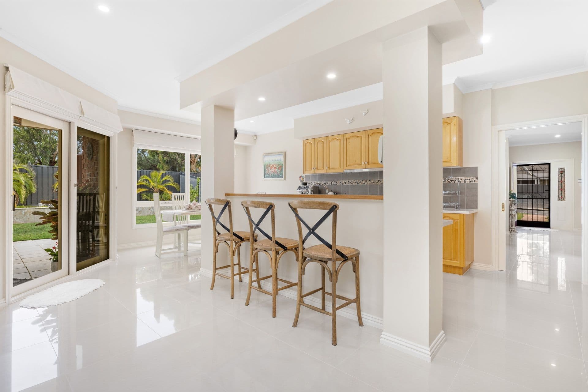 21 Hagen Drive, Berwick VIC 3806, Berwick - Thumbnail 5