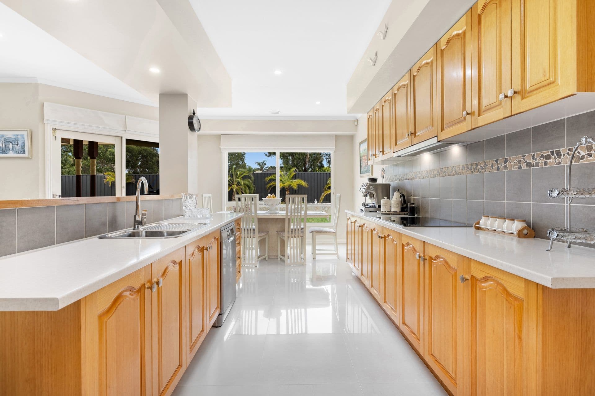 21 Hagen Drive, Berwick VIC 3806, Berwick - Thumbnail 6