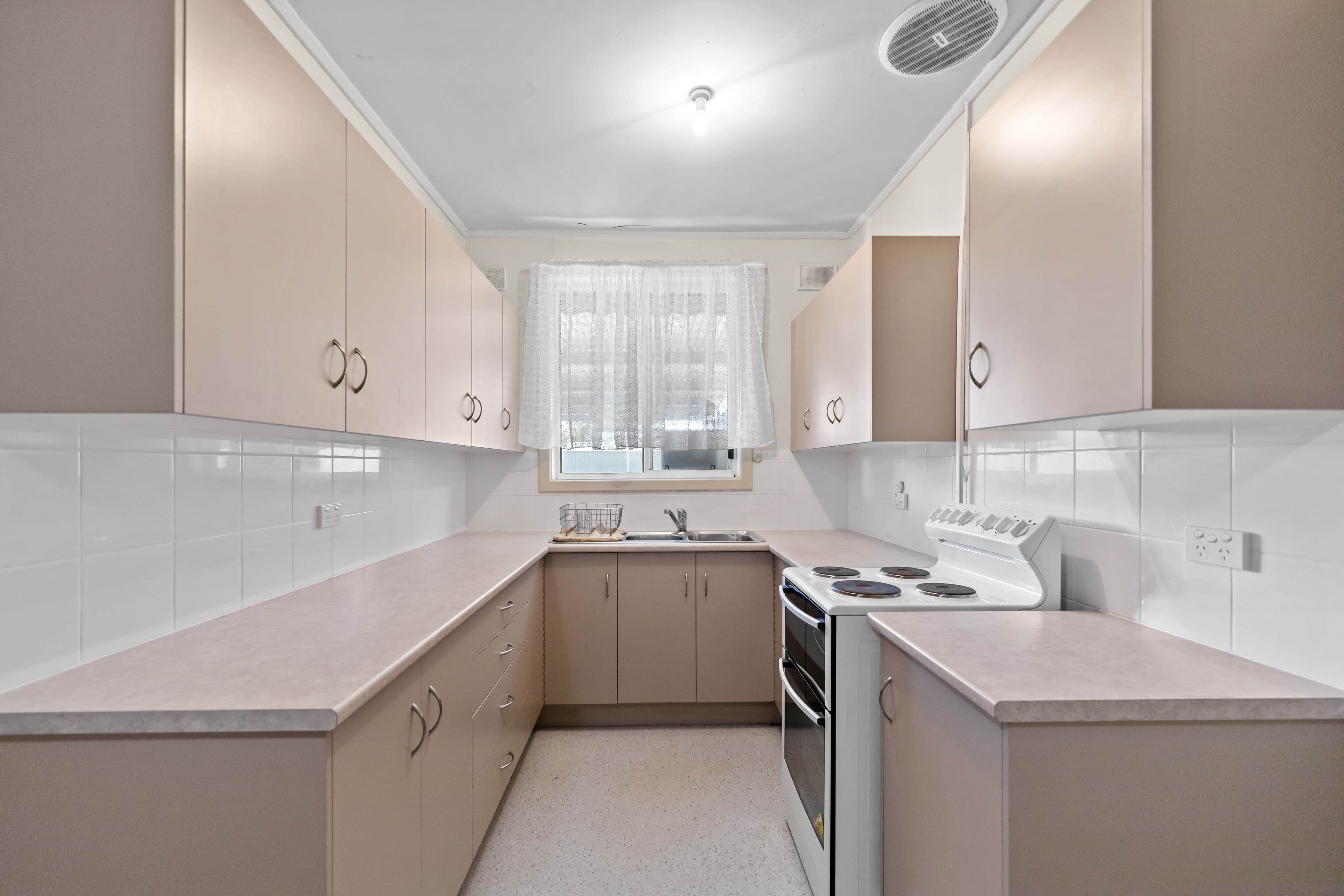 6 Timothy Court, Davoren Park SA 5113, Davoren Park - Thumbnail 4