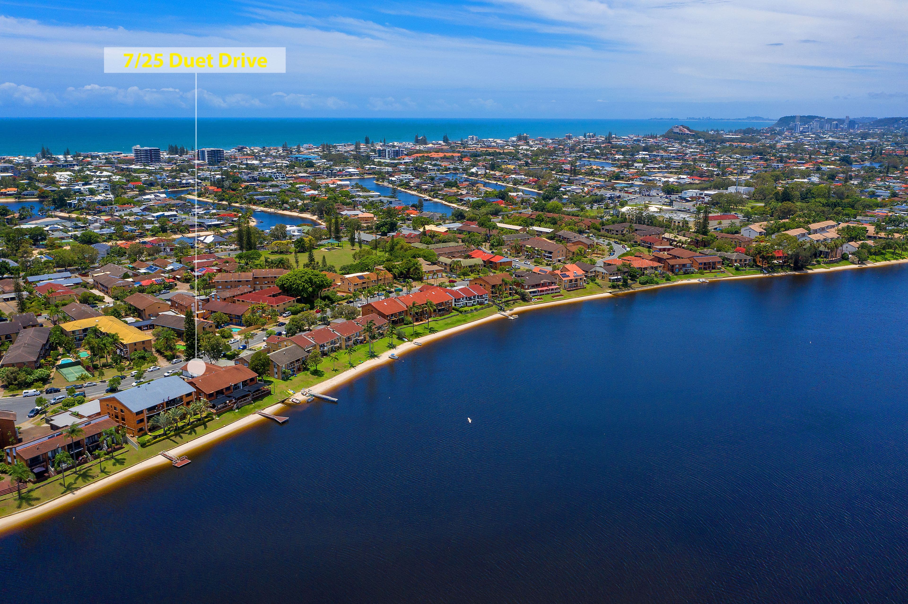 25 Duet Drive, Mermaid Waters QLD 4218, Mermaid Waters - Thumbnail 3