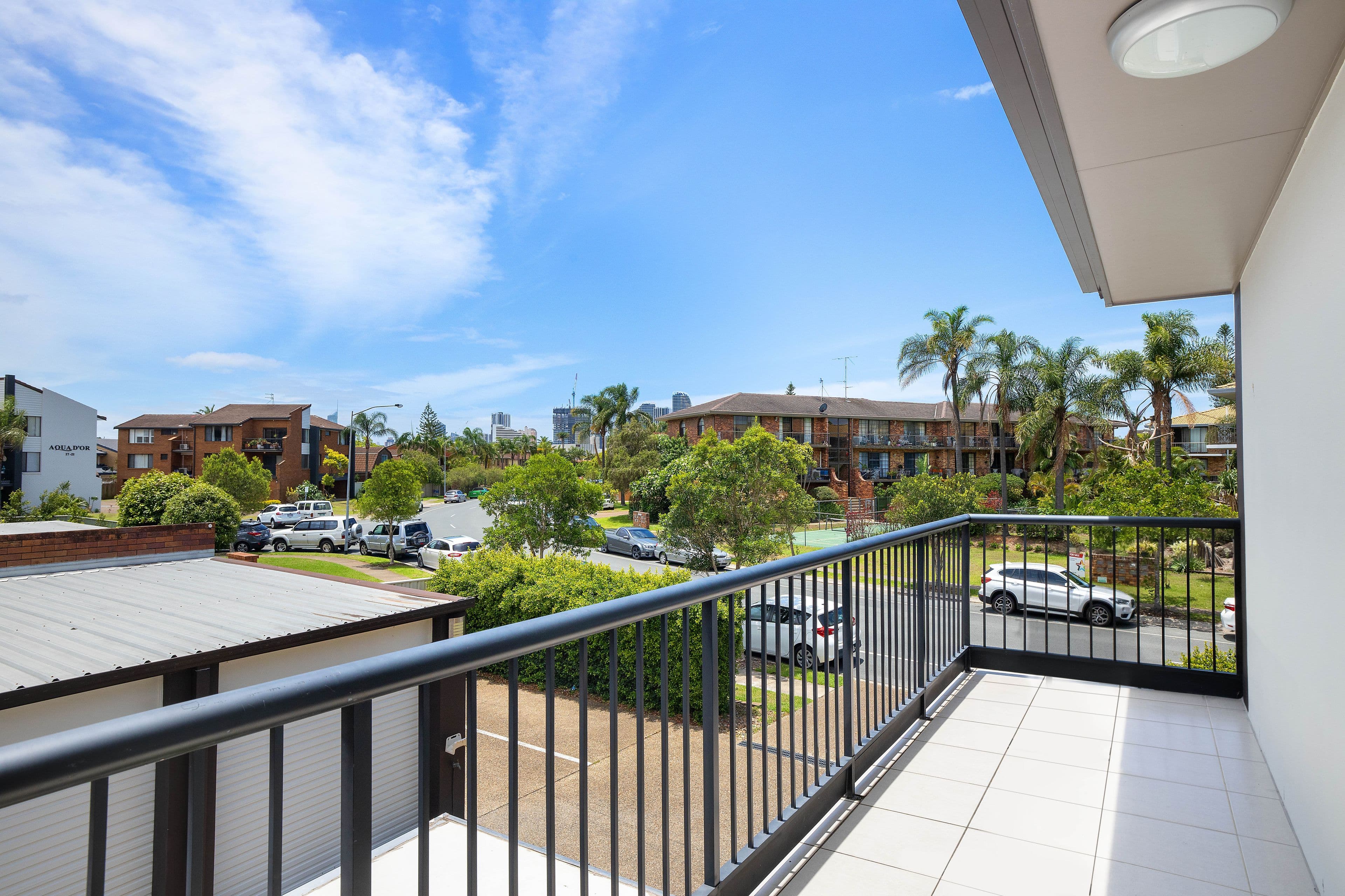 25 Duet Drive, Mermaid Waters QLD 4218, Mermaid Waters - Thumbnail 5