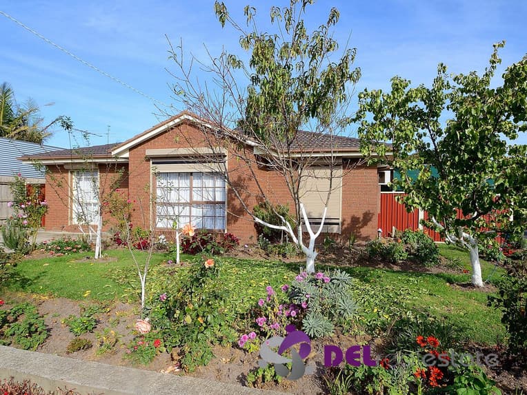 26 Camms Road, Cranbourne, Cranbourne - Thumbnail 2