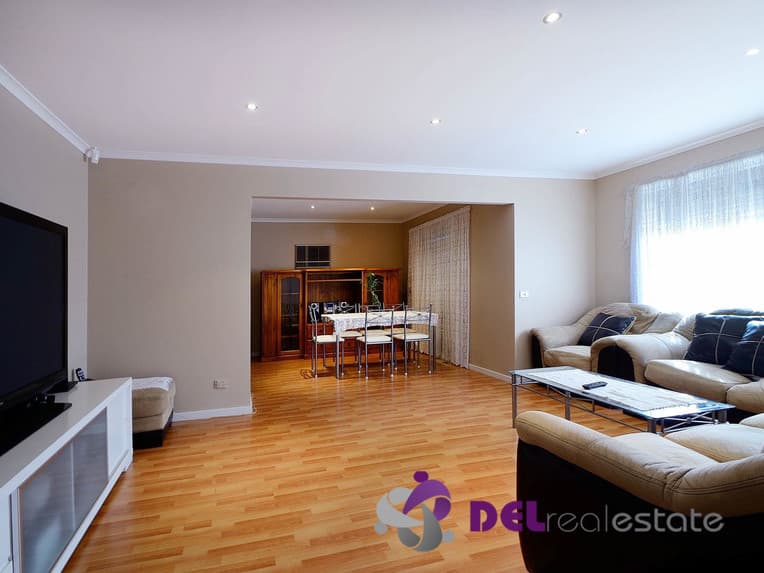26 Camms Road, Cranbourne, Cranbourne - Thumbnail 3