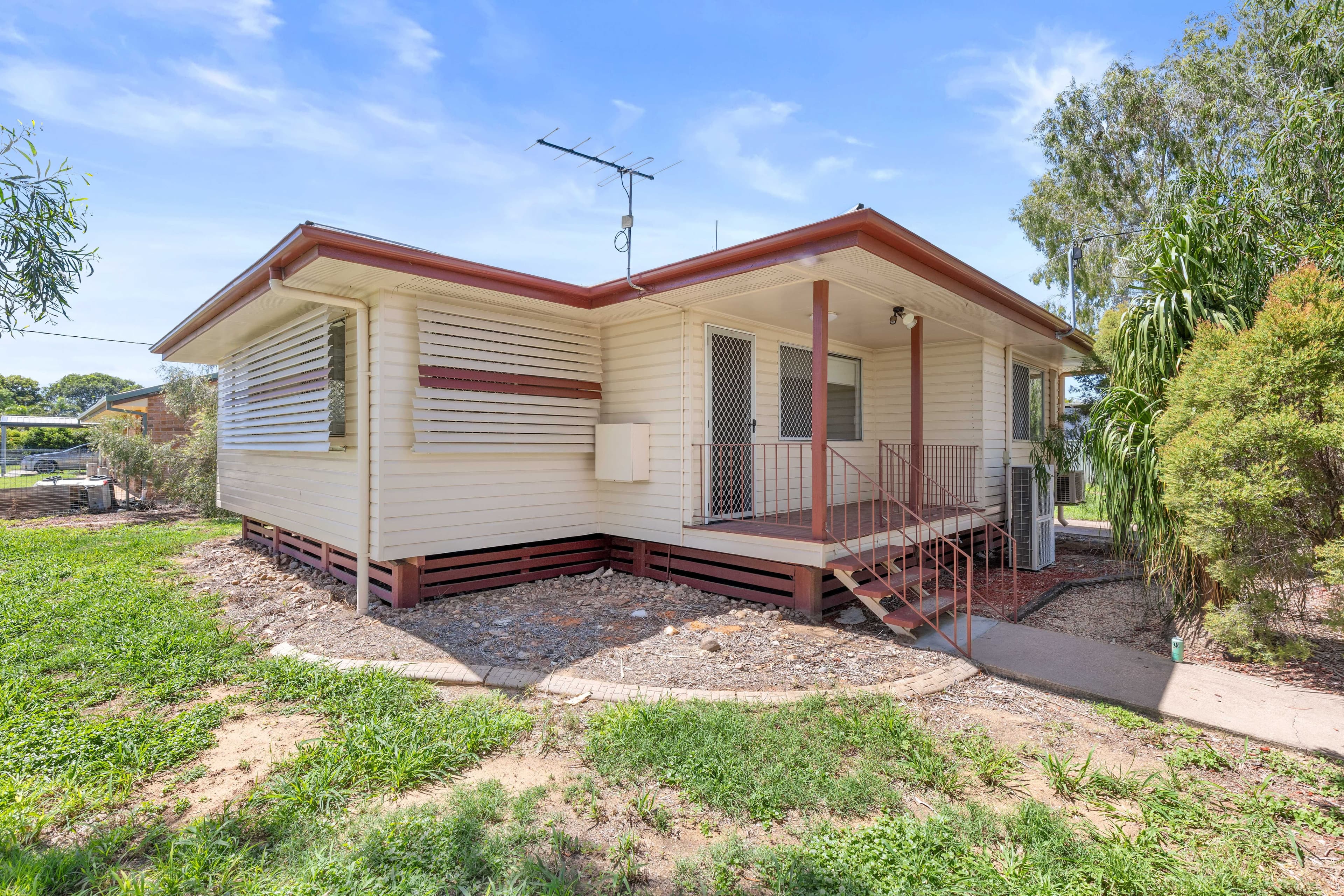 31 Jacqueline Drive, Emerald QLD 4720, Emerald - Image 1