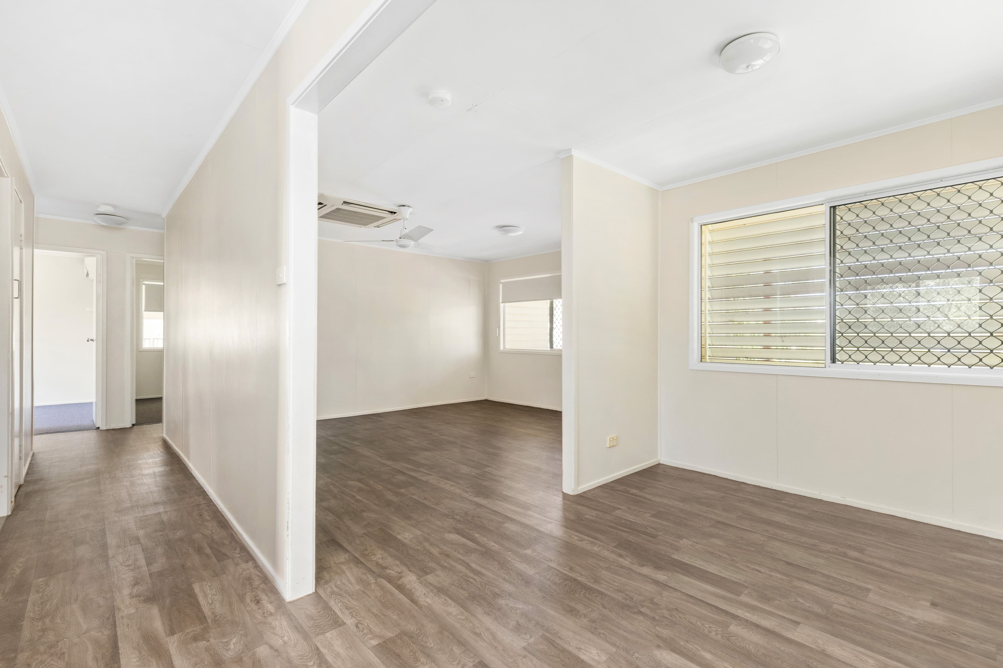 31 Jacqueline Drive, Emerald QLD 4720, Emerald - Thumbnail 8