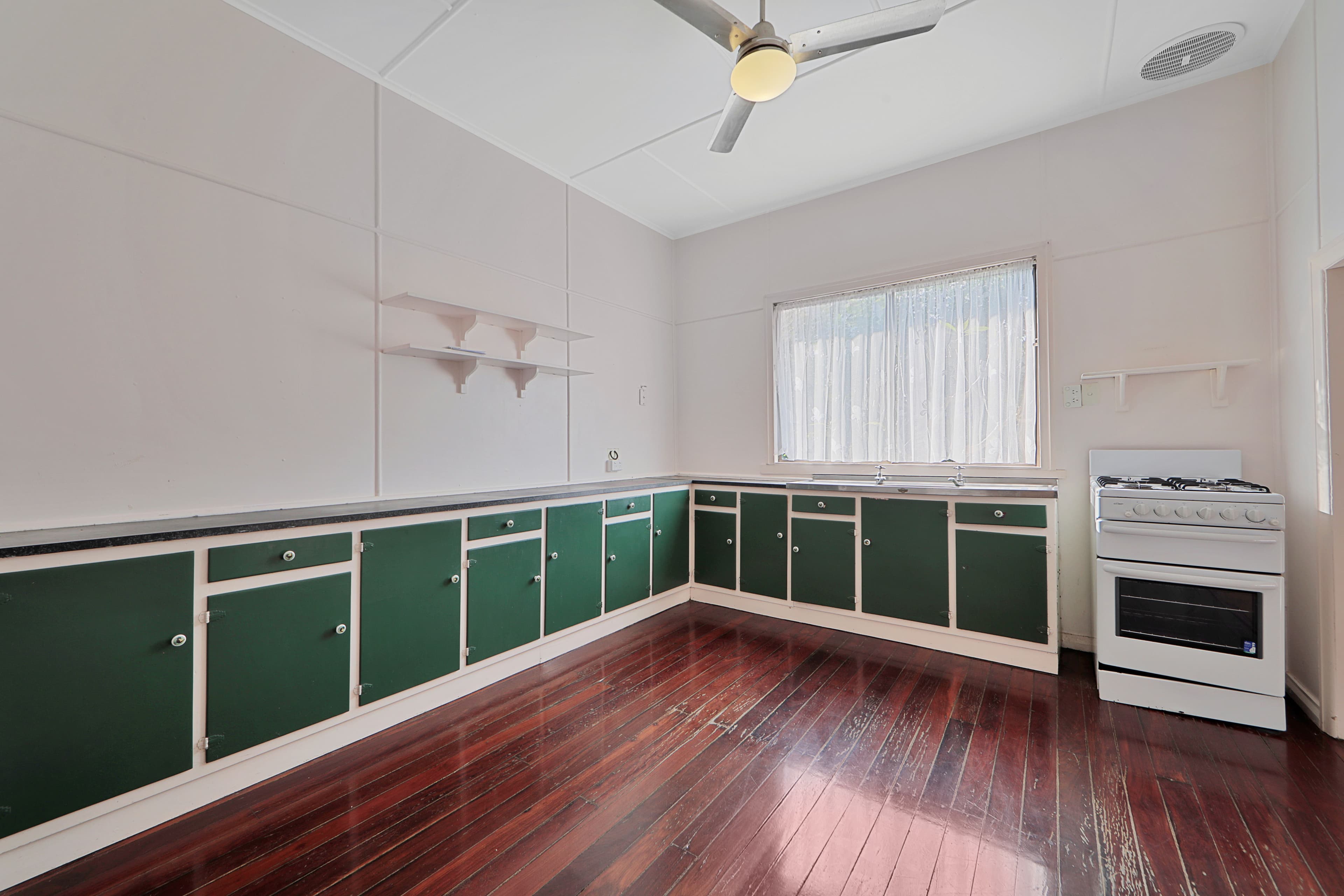 16 Loeskow Street, Bundaberg North QLD 4670, Bundaberg North - Thumbnail 7