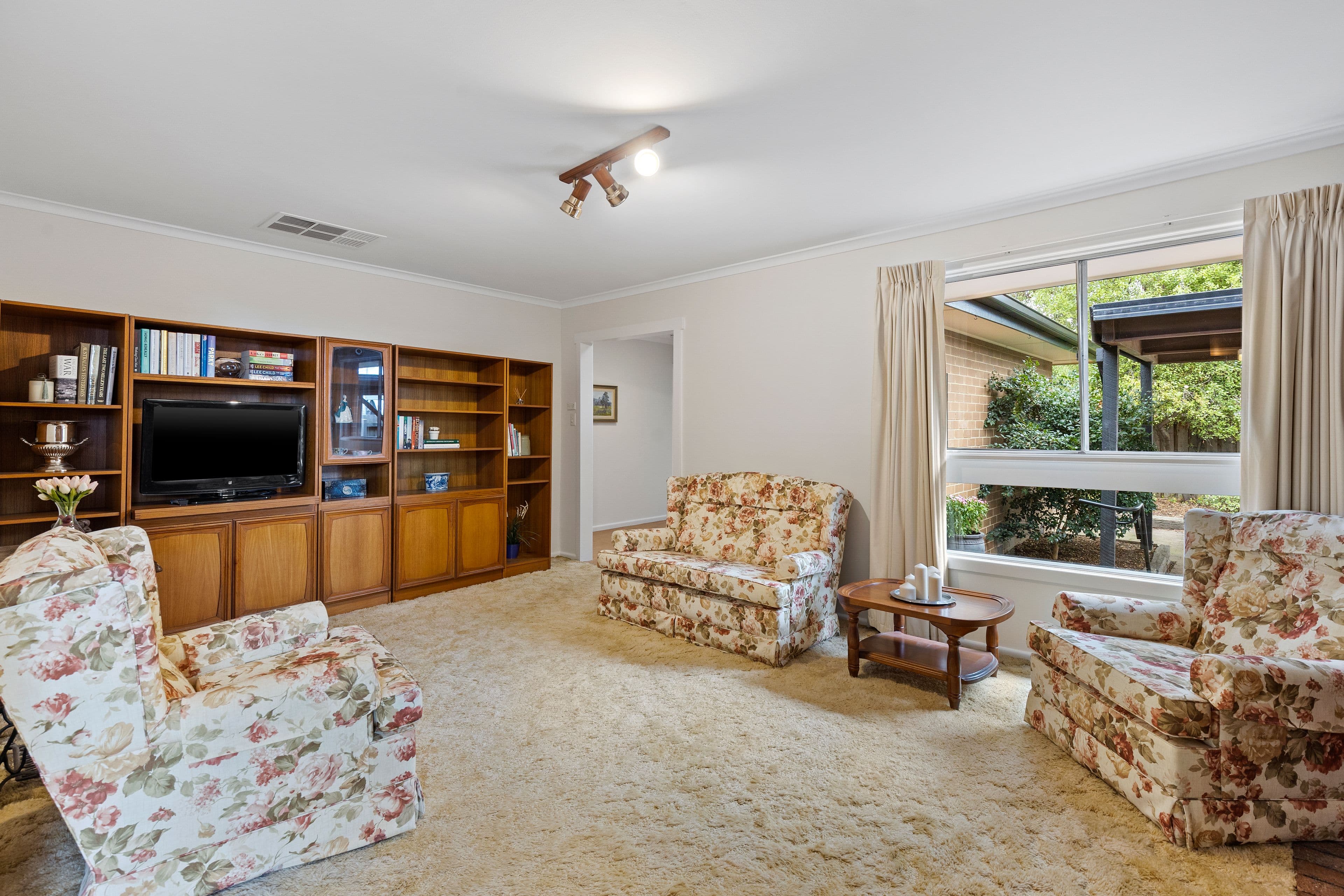 87 Allister Avenue, Knoxfield VIC 3180, Knoxfield - Thumbnail 2