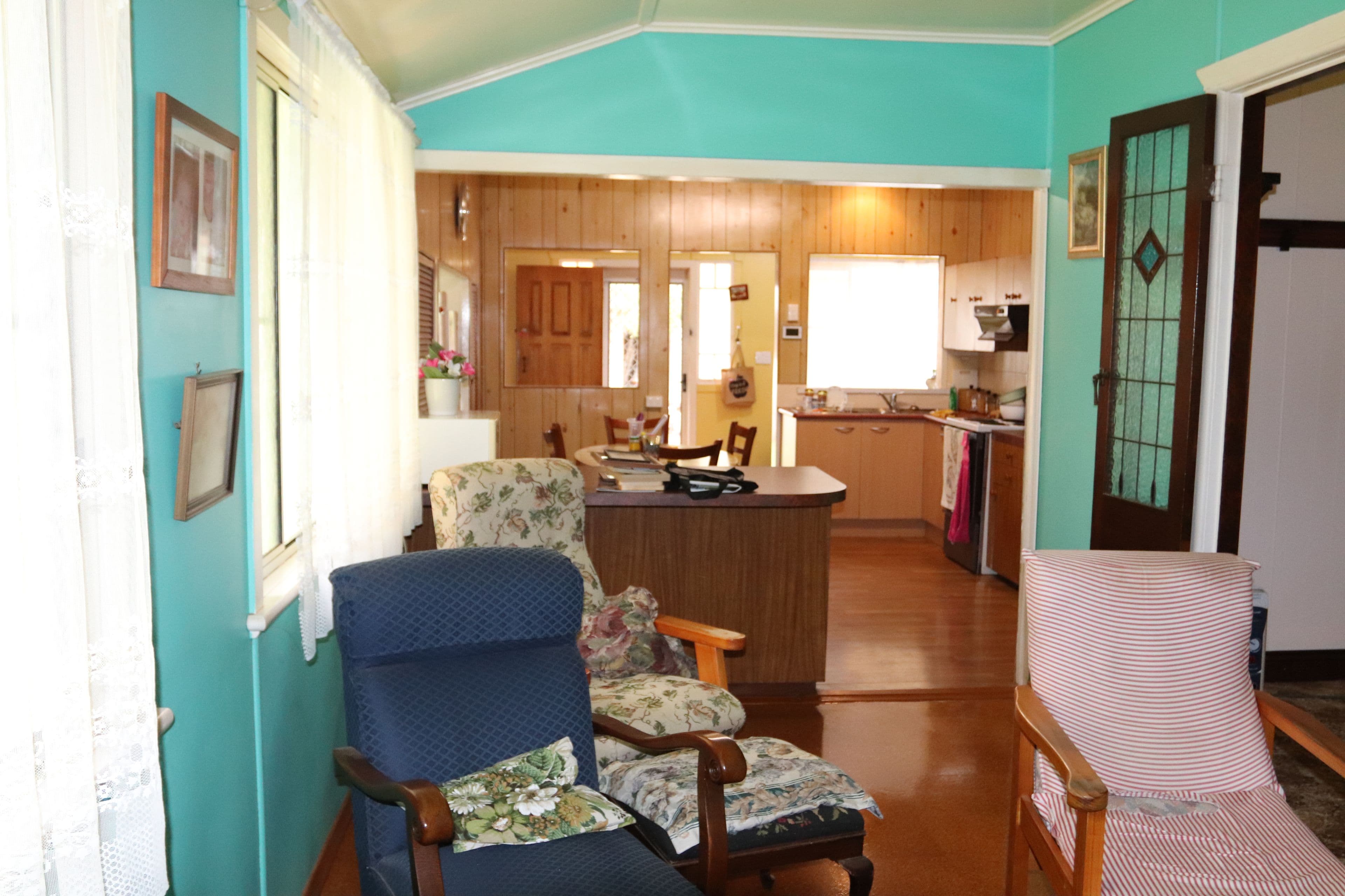 151 King Street, Charleville QLD 4470, Charleville - Thumbnail 2