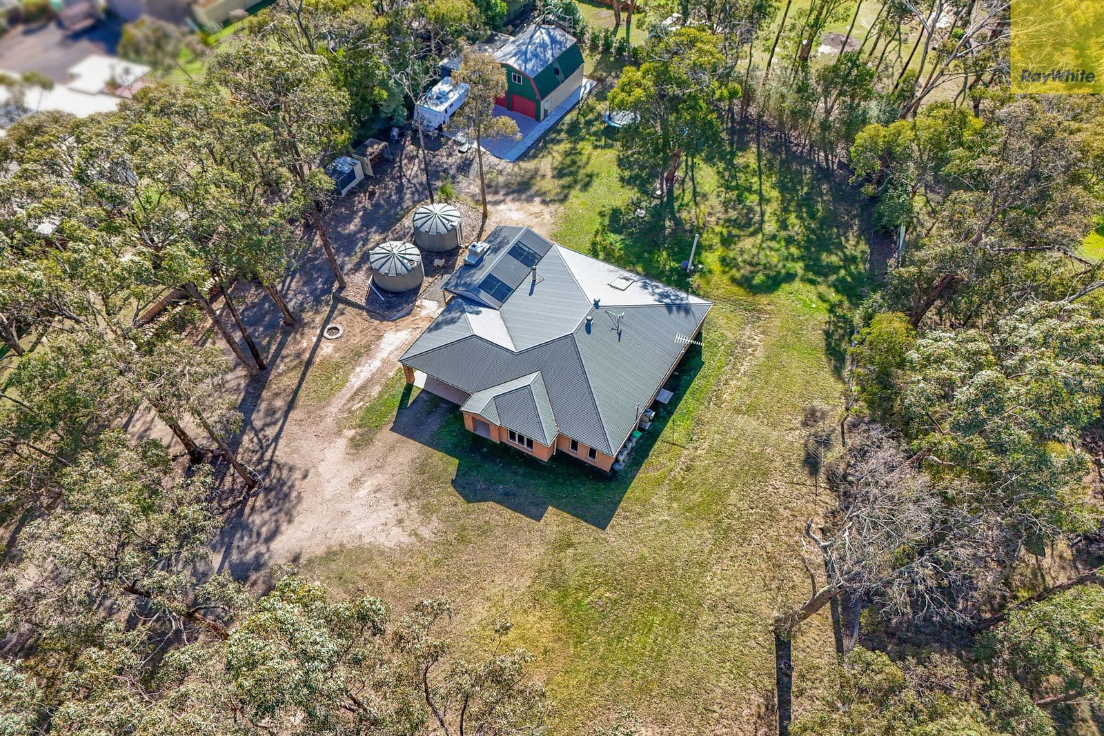 127 Cowans Drive, Dales Creek VIC 3341, Dales Creek - Thumbnail 2
