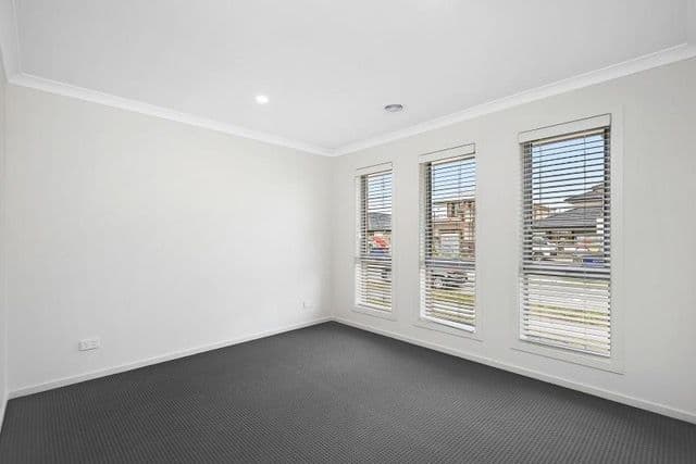 12 Destiny Drive, Cranbourne North VIC 3977, Cranbourne North - Thumbnail 6