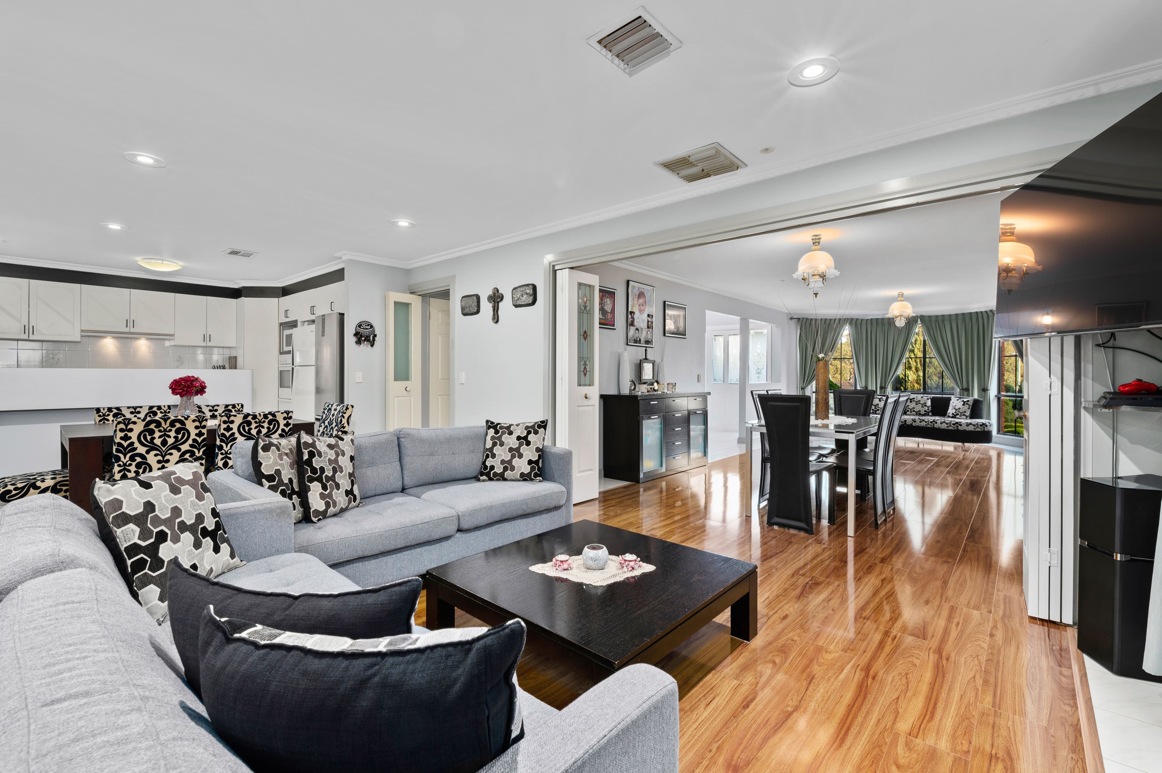 4 Porsche Court, Epping VIC 3076, Epping - Thumbnail 3