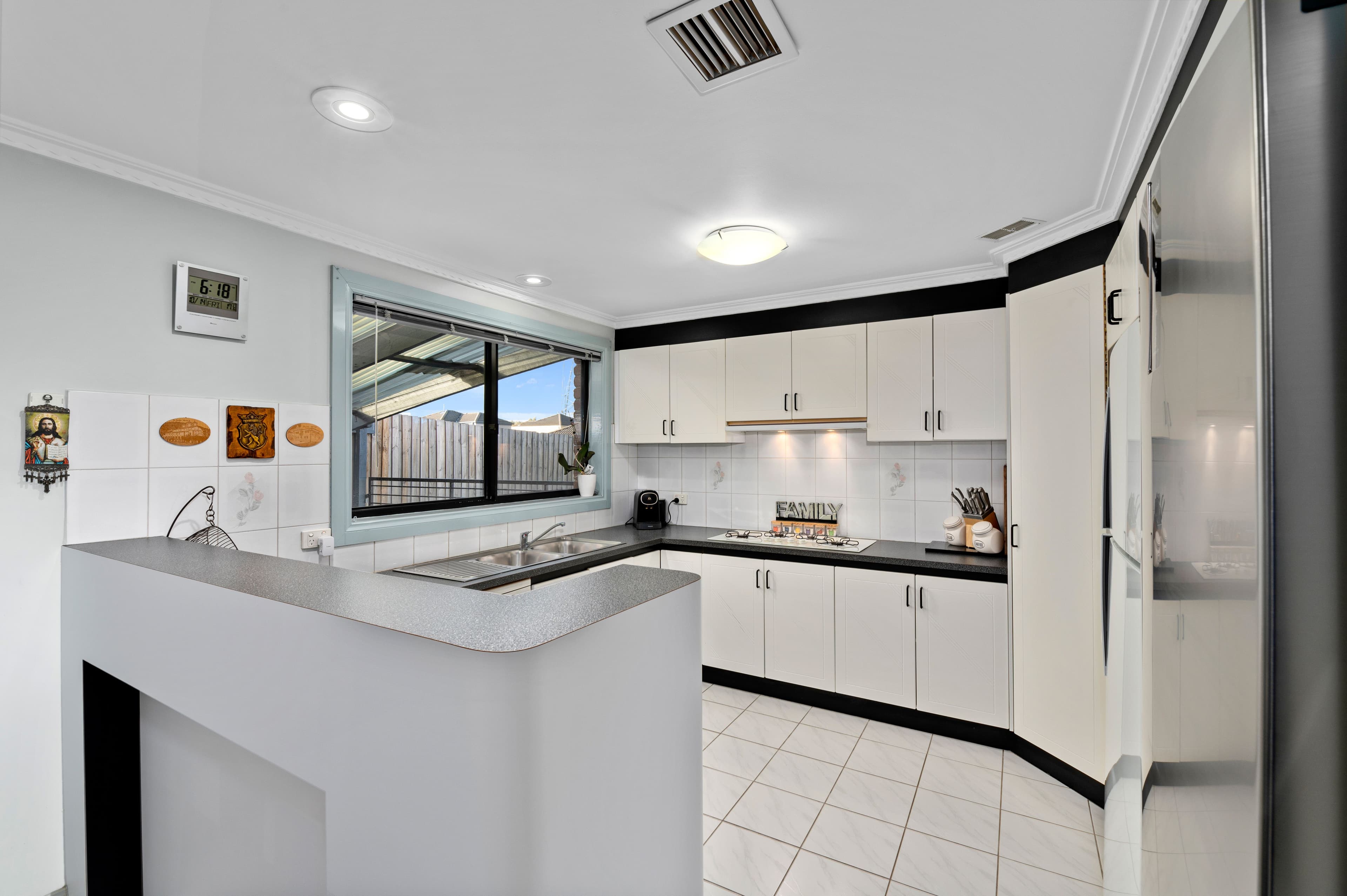 4 Porsche Court, Epping VIC 3076, Epping - Thumbnail 4