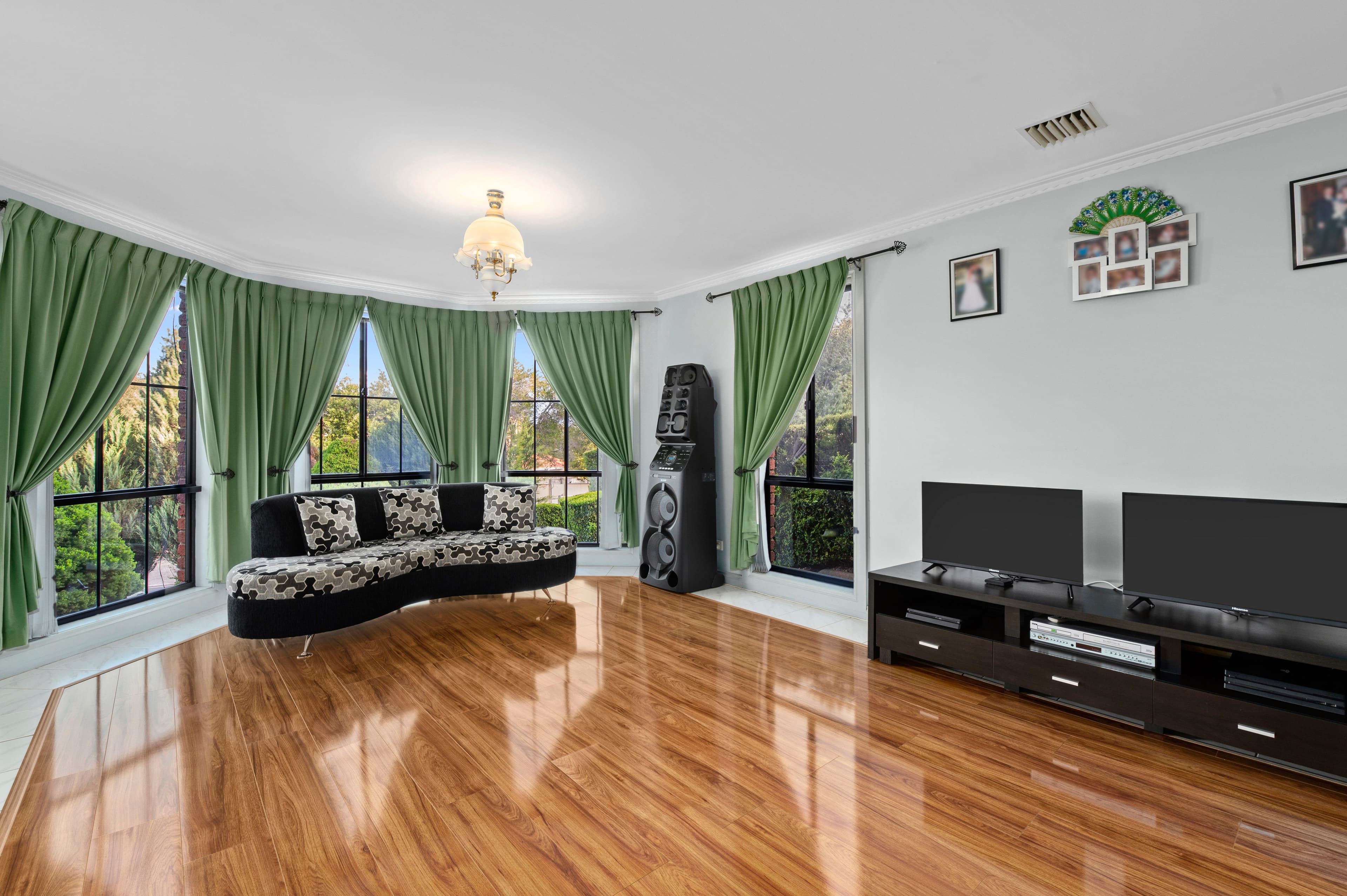 4 Porsche Court, Epping VIC 3076, Epping - Thumbnail 8