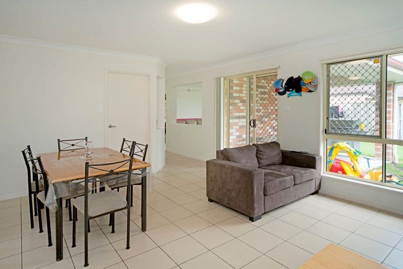 16 Kingsford Drive, UPPER COOMERA QLD 4209, Upper Coomera - Thumbnail 6