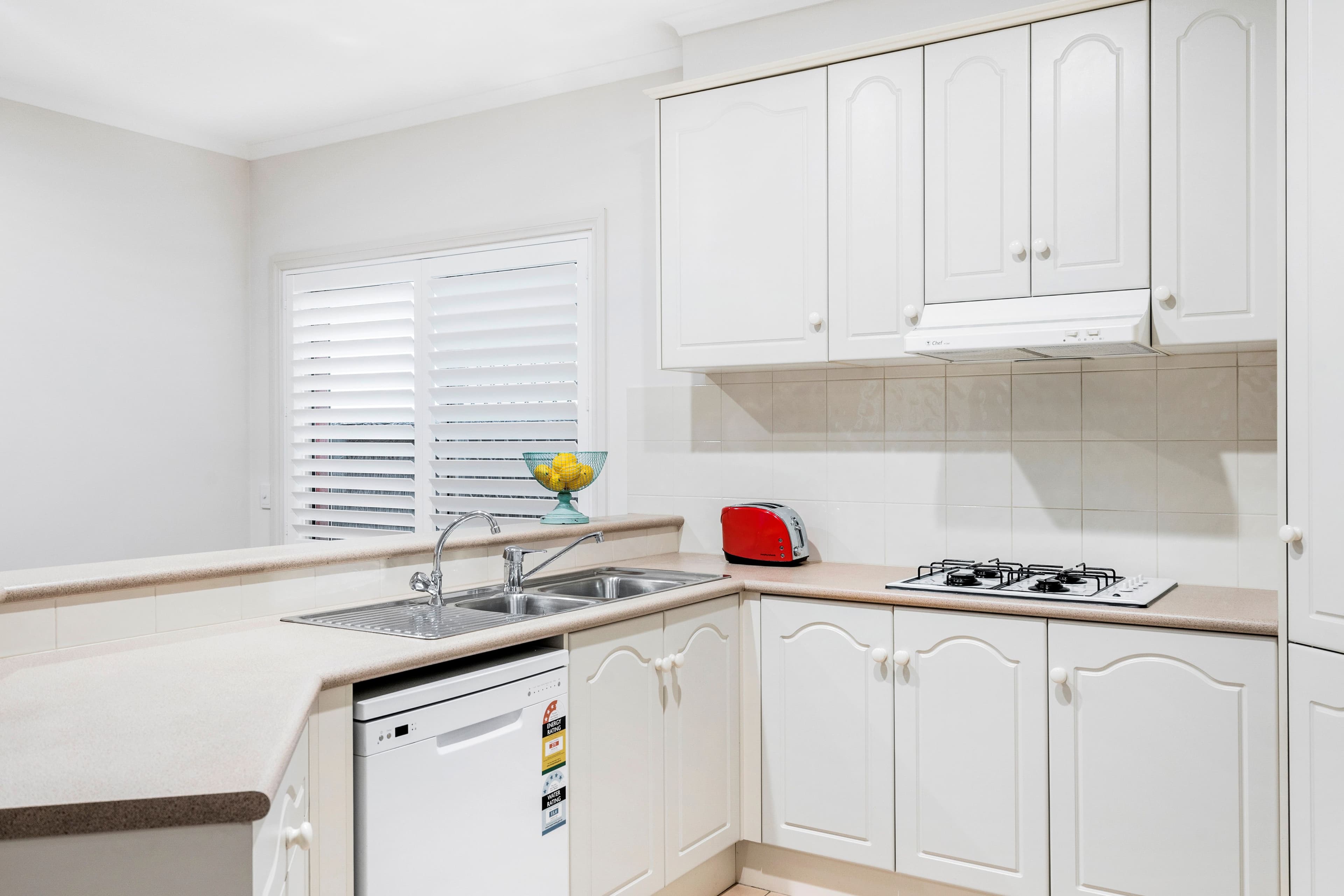 10 Stanford Avenue, Novar Gardens SA 5040, Novar Gardens - Thumbnail 4