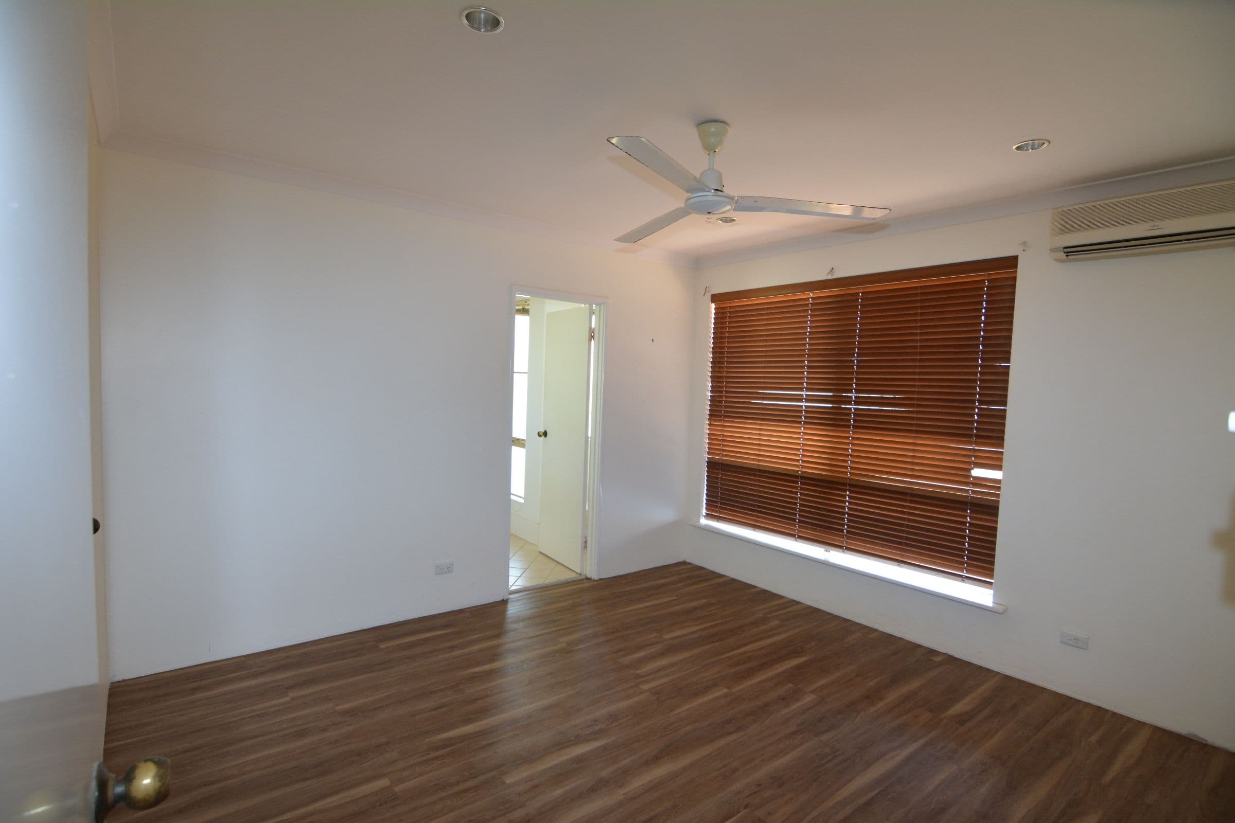 7 Houlahan Place, Carnarvon WA 6701, Brockman - Thumbnail 2