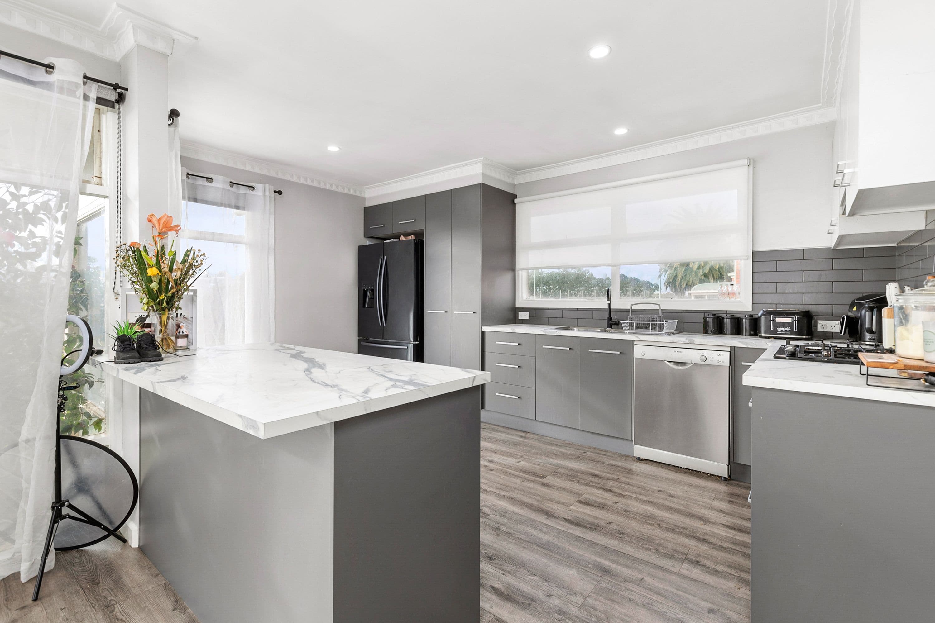 4 Lowe Street, Ararat VIC 3377, Ararat - Thumbnail 2