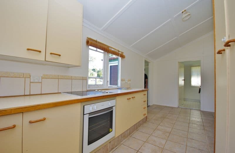 39 Tubber Street, BEAUDESERT QLD 4285, Beaudesert - Thumbnail 3