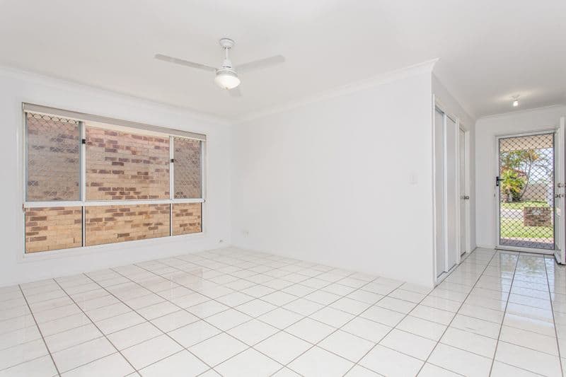 69 Lakeside Crescent, Forest Lake QLD 4078, Forest Lake - Thumbnail 3