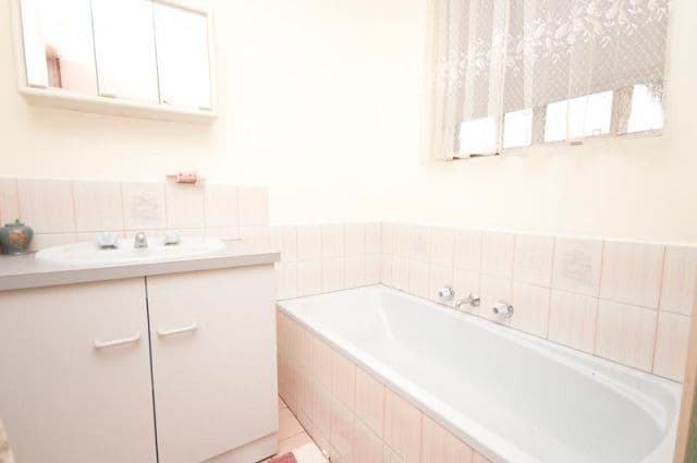 120 McIntyre Road (enter off service road), GULFVIEW HEIGHTS SA 5096, Gulfview Heights - Thumbnail 7