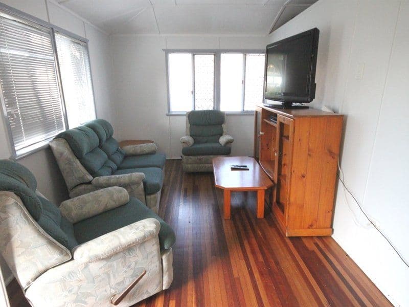 26 Spring Street, Yeppoon QLD 4703, Yeppoon - Thumbnail 3