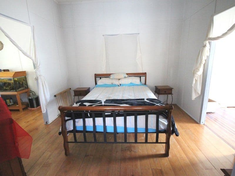 26 Spring Street, Yeppoon QLD 4703, Yeppoon - Thumbnail 5