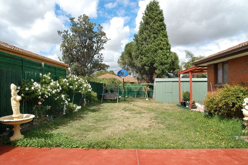 21 Freeman Crescent, MILL PARK VIC 3082, Mill Park - Thumbnail 4