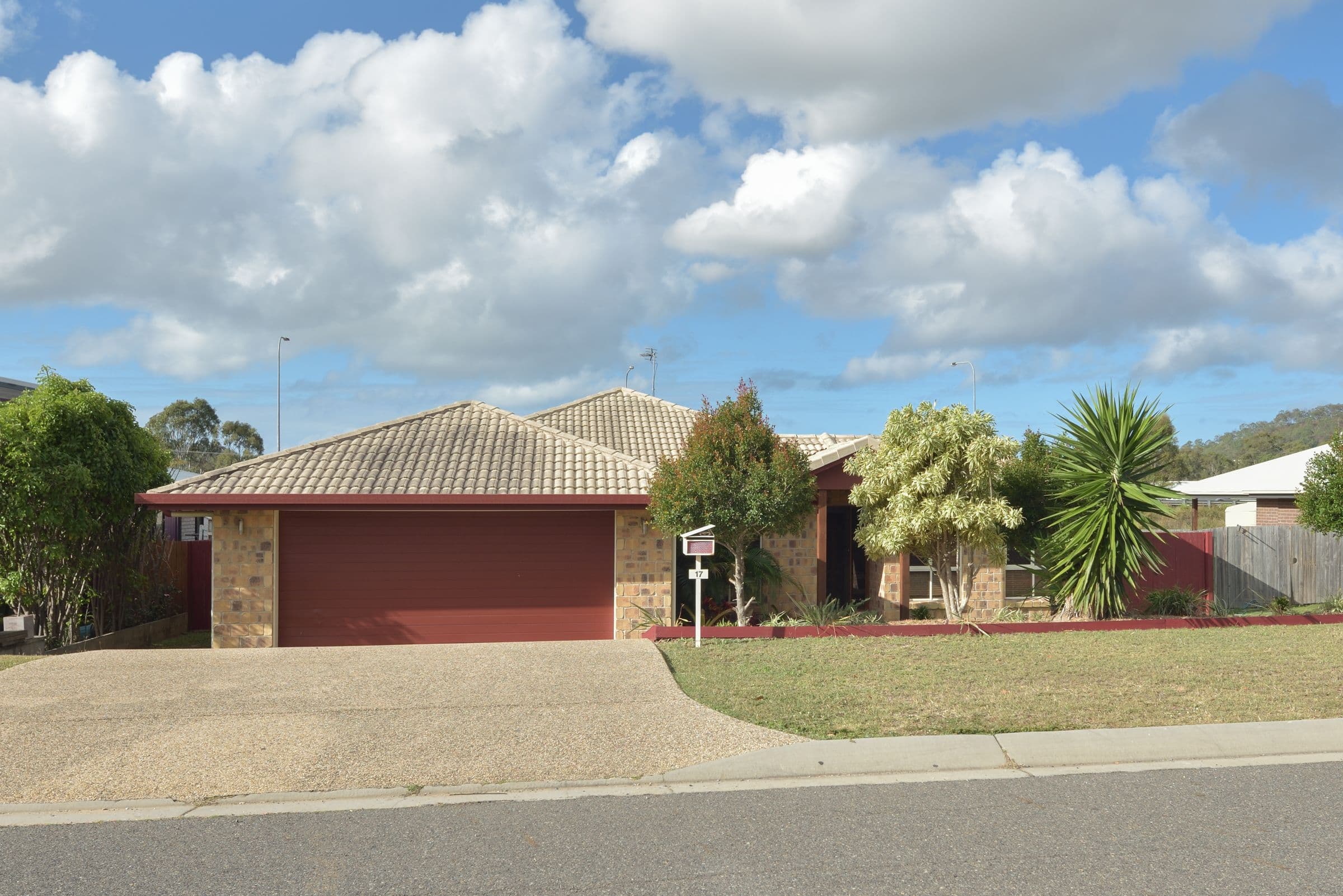 17 Liriope Drive, Kirkwood QLD 4680, Kirkwood - Thumbnail 2