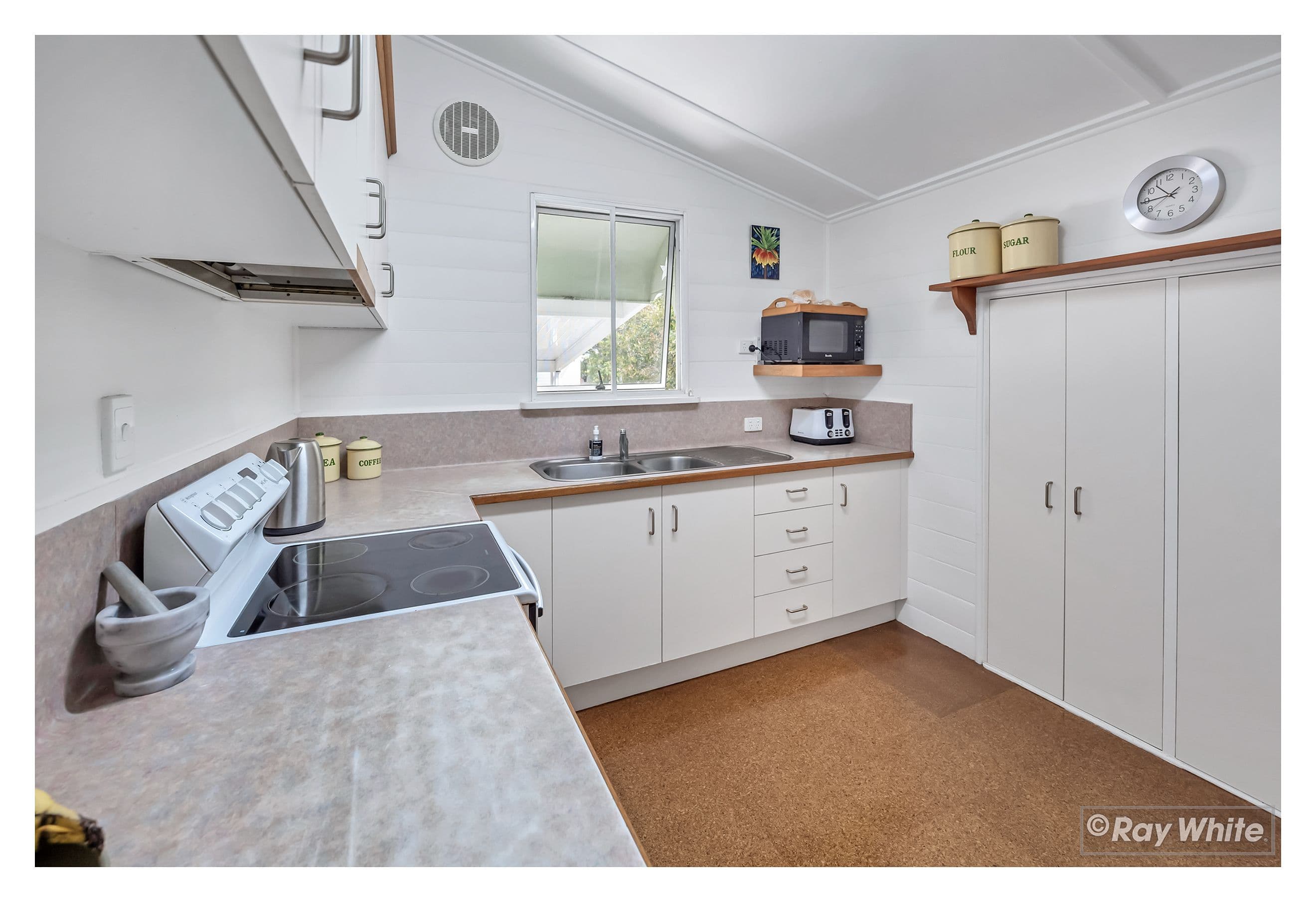 48 Larnach Street, Allenstown QLD 4700, Allenstown - Thumbnail 7
