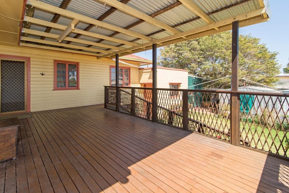 13 Makepeace Street, ROCKVILLE QLD 4350, Rockville - Thumbnail 8
