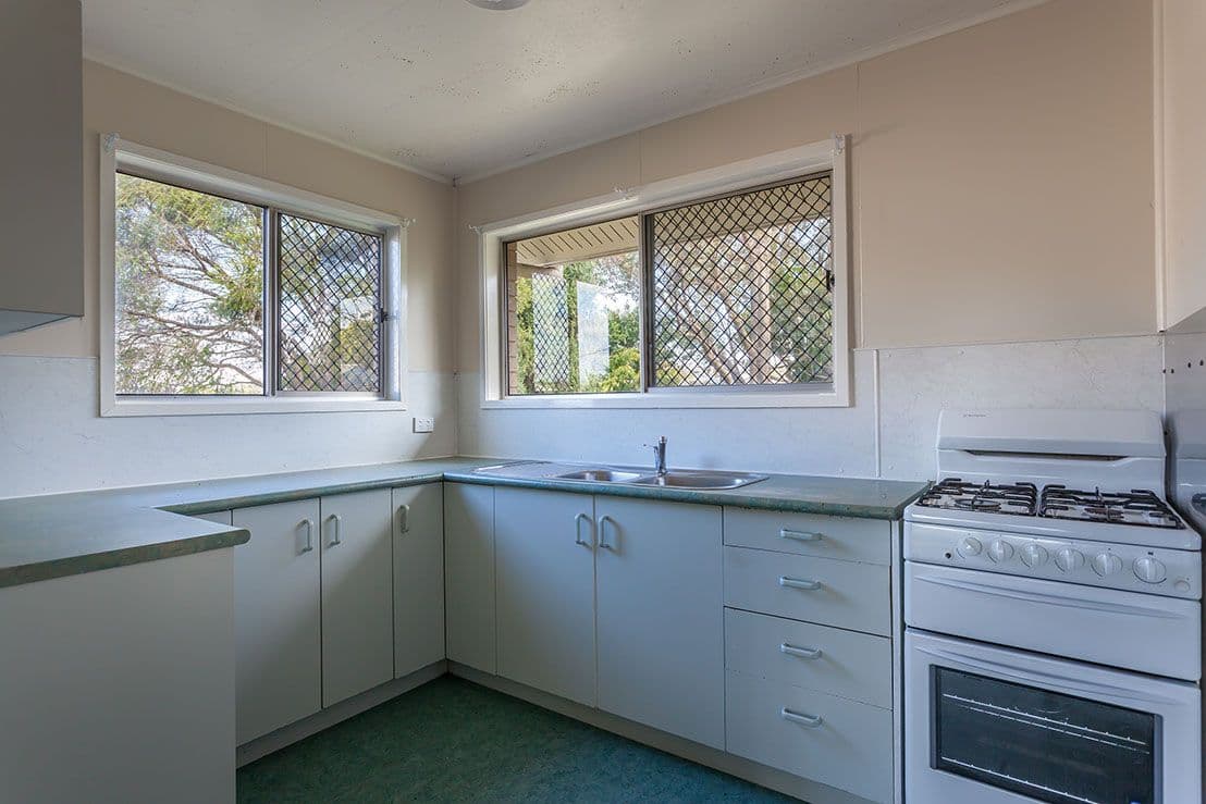 54 O'Quinn Street, HARRISTOWN QLD 4350, Harristown - Thumbnail 4