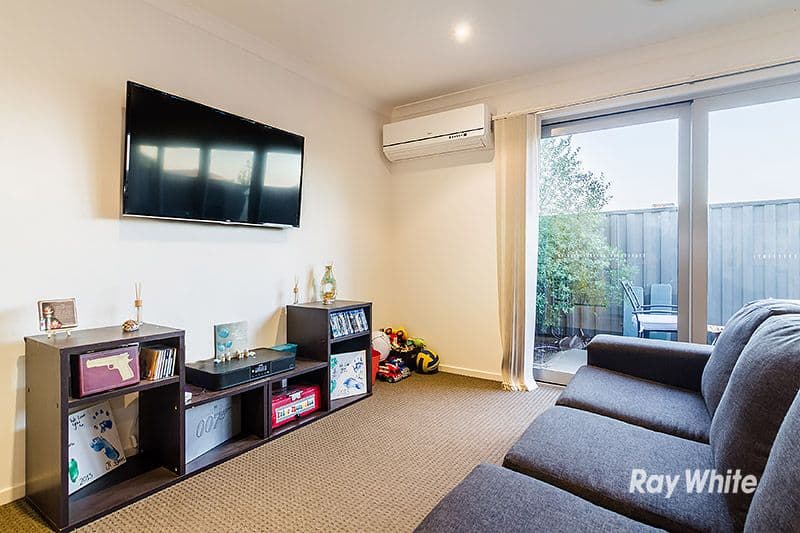 13 Nokota Lane, Clyde North VIC 3978, Clyde North - Thumbnail 4