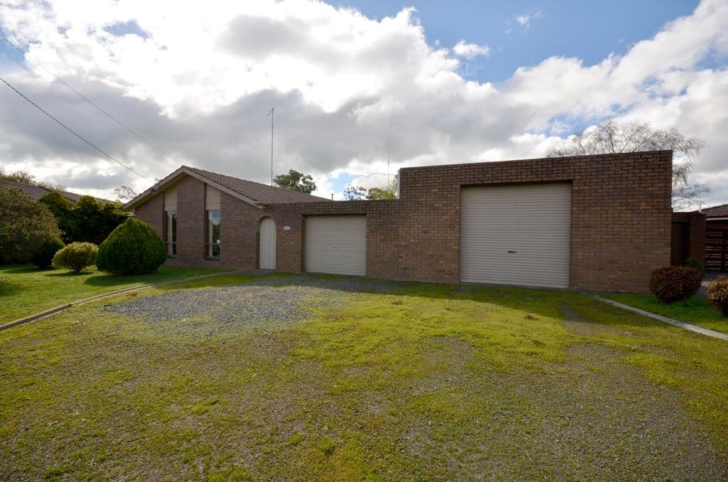 6 Goolwa Drive, DELACOMBE VIC 3356, Delacombe - Image 1